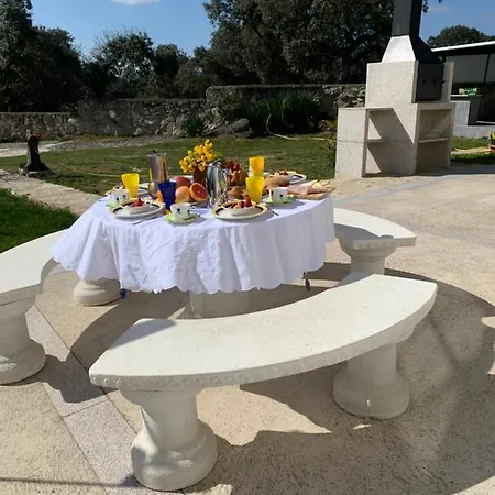 Entre Encinas * Moralina