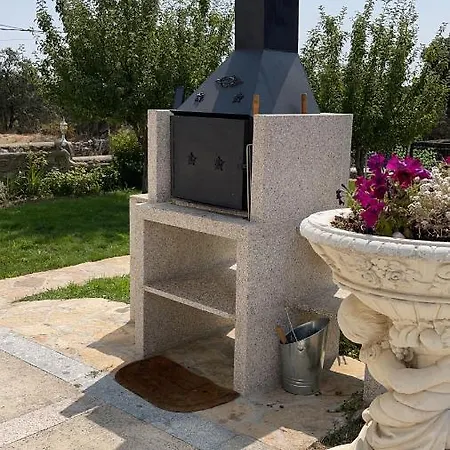 Entre Encinas Moralina