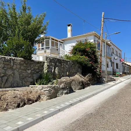 Entre Encinas Casa vacanze *