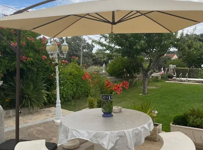 Entre Encinas 펜션 *