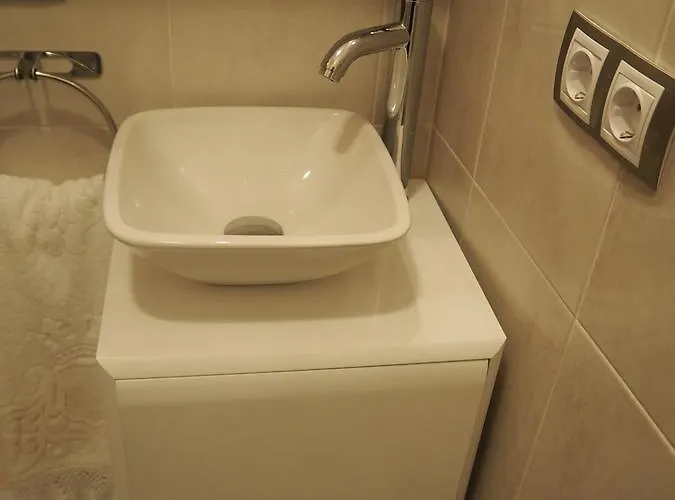 Entre Encinas Moralina